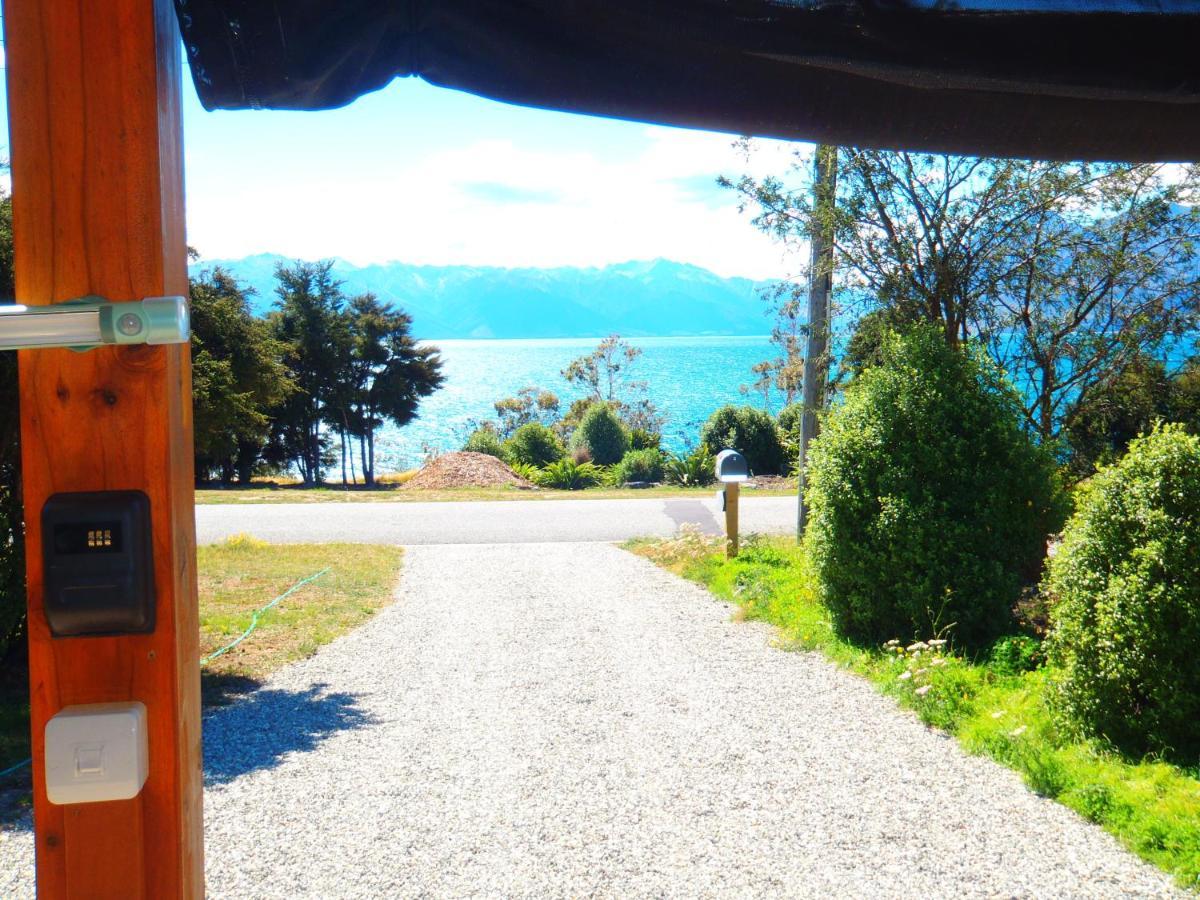 Lakefront Fantail Cottage Lake Hawea, Wanaka Kültér fotó