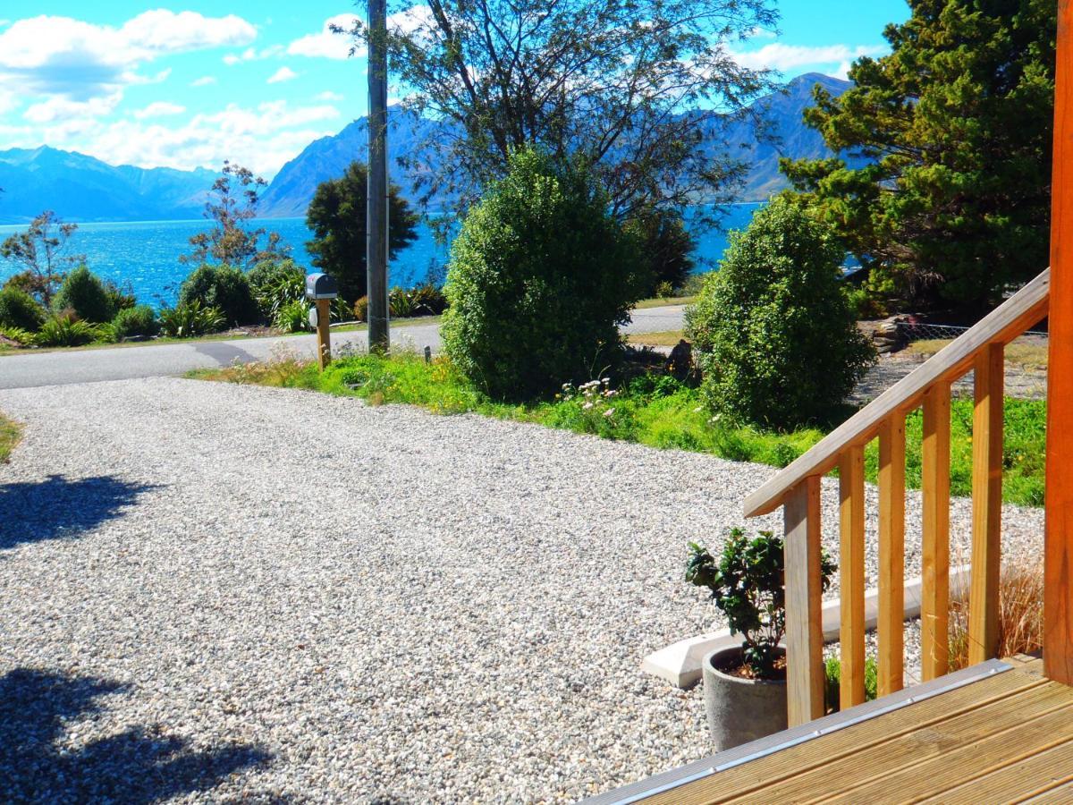 Lakefront Fantail Cottage Lake Hawea, Wanaka Kültér fotó